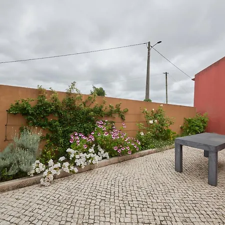 Luxury With Swimming Pool, By Timecooler Sobral de Monte Agraco