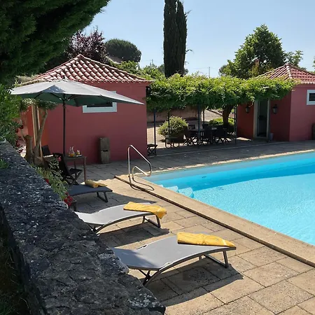 Villa Luxury With Swimming Pool, By Timecooler Sobral de Monte Agraco